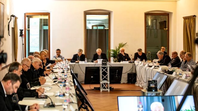 CREATOR: gd-jpeg v1.0 (using IJG JPEG v62), quality = 82